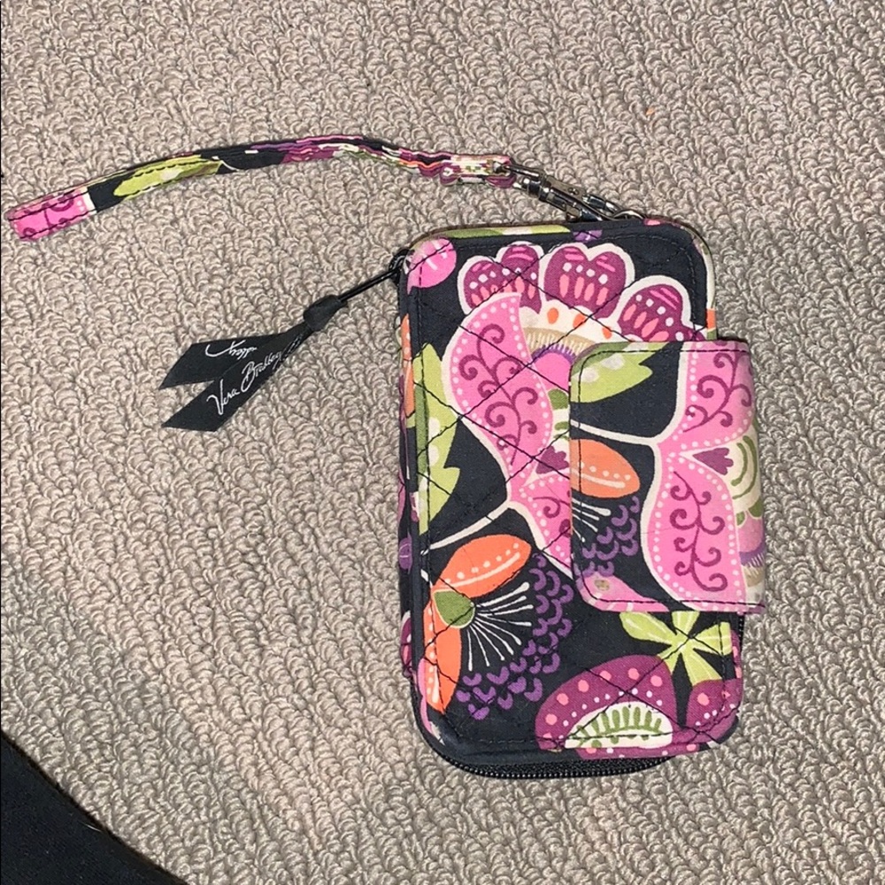 BERA BRADLEY WRISTLET 🌸